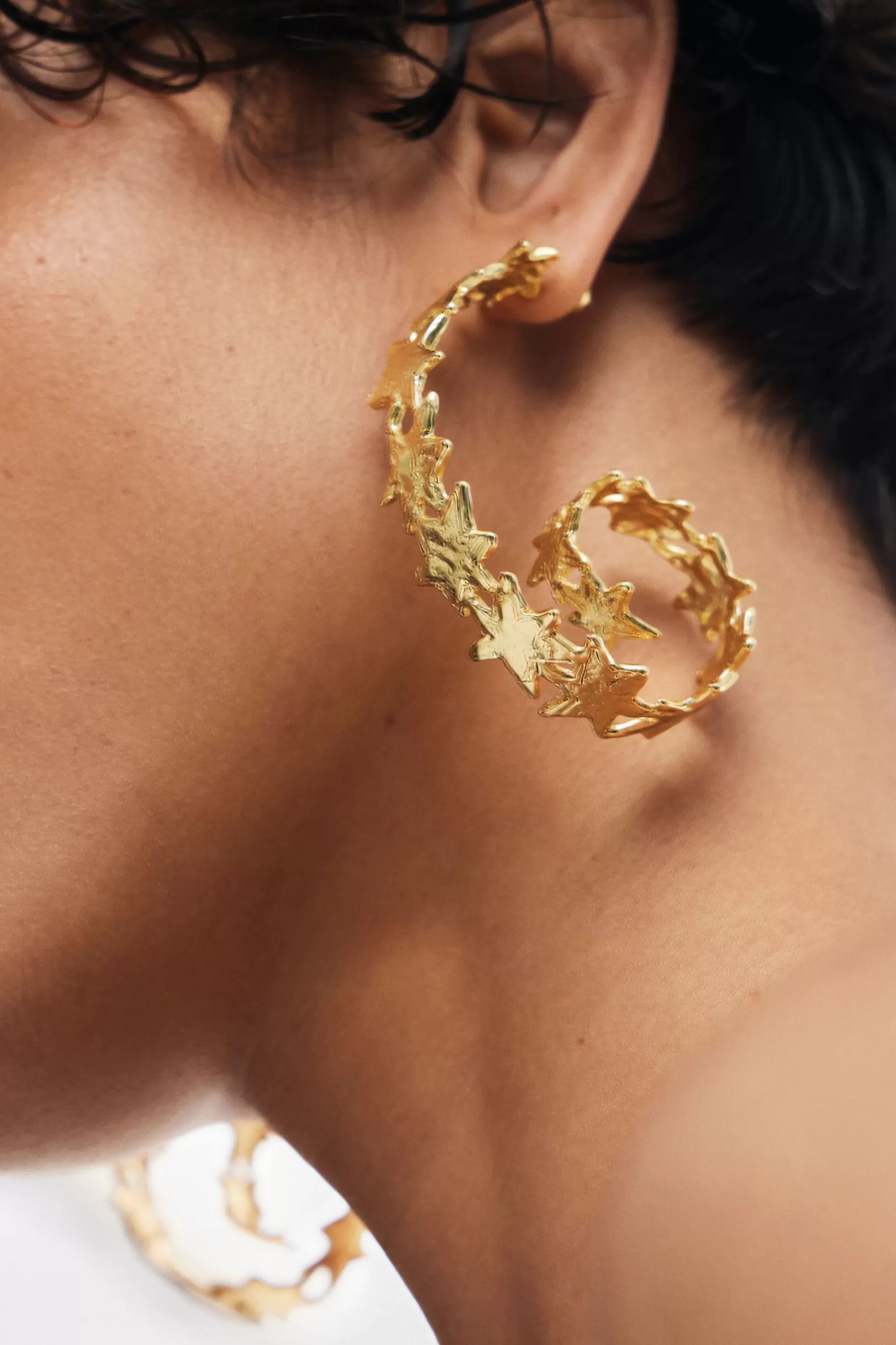 Desigual Pendientes espiral estrellas baño oro Zalio*Mujer Joyería